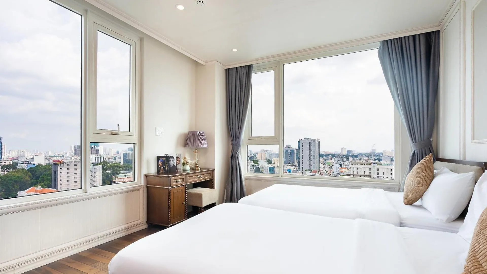 2Br 3Br Luxury Apartment Sky Pool Ho Chi Minh City